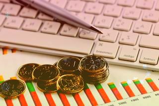 2021年我国快递业务量达1085亿件,同比增长30%,今年将基本实现建