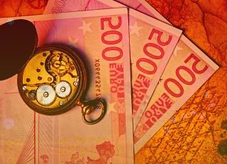 雅居乐去年销售1390亿,半年内出售资产28亿